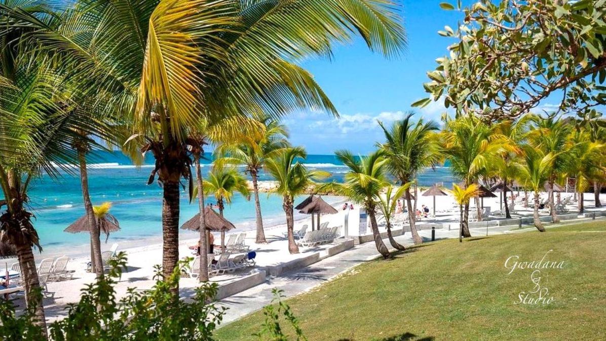 Accès Direct Plage, Magnifique Vue Mer, Gwanada Studio à Pierre et Vacances Sainte-Anne  Extérieur photo